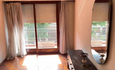 VENTA PH 4 AMB  EN 2 PLANTAS   EN CIUDADELA  AL FTE C/ BALCON Y COCHERA