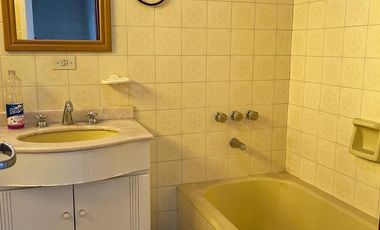 VENTA PH 4 AMB  EN 2 PLANTAS   EN CIUDADELA  AL FTE C/ BALCON Y COCHERA