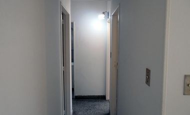 Venta Departamento 3 Amb.  Pta. Baja  Frente- Ramos Mejia  Con Patio y Lavadero