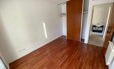 Departamento de 2 ambientes en calle 3 e/ 37 y 38