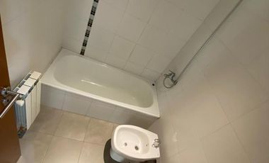 Departamento de 2 ambientes en calle 3 e/ 37 y 38