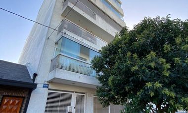 Departamento de 2 ambientes en calle 3 e/ 37 y 38