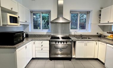 Casa al Lago  en Venta/Alquiler  en Santa Barbara!