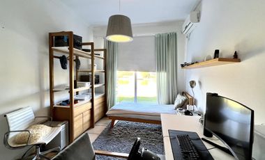 Casa al Lago  en Venta/Alquiler  en Santa Barbara!