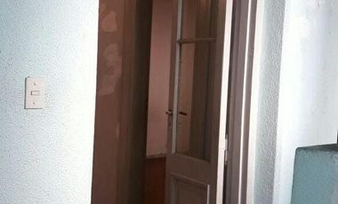 PH en venta - 2 Dormitorios 1 Baño - 100Mts2 - Constitución