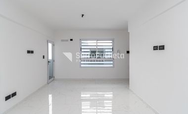 Venta departamento 2 ambientes en Lomas del Mirador (1ºA)