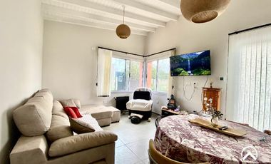 Casa en alquiler. La Arbolada, Merlo.