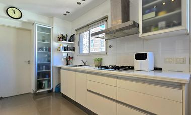 VENTA • BELGRANO • DÚPLEX • PISO • 5 AMBIENTES • COCHERA