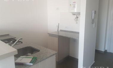 Alquiler de monoambiente con balcón en Wilde