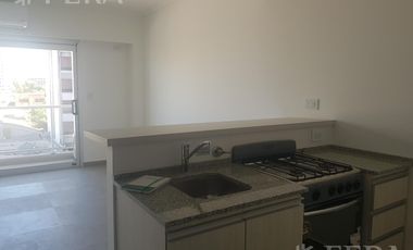 Alquiler de monoambiente con balcón en Wilde