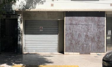 Cochera en Venta, Abasto, Rosario, super comoda !