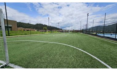 VENDO CASA EN ZIPAQUIRA ENTRELOMAS CLUB HOUSE (IC)