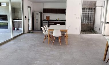 Departamento alquiler temporario City Bell dormitorio cocher