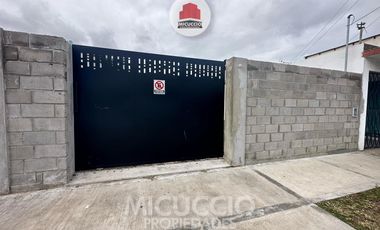 Cocheras en alquiler, Pellegrini N°239, a metros de la entrada de Escobar