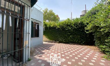 3 de Febrero  y 25 de Mayo - PH Oficina en Alquiler - NO APTO VIVIENDA