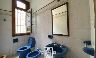 3 de Febrero  y 25 de Mayo - PH Oficina en Alquiler - NO APTO VIVIENDA