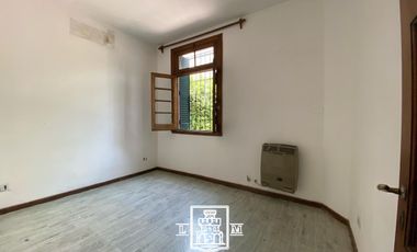 3 de Febrero  y 25 de Mayo - PH Oficina en Alquiler - NO APTO VIVIENDA