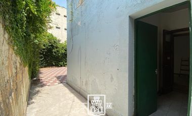 3 de Febrero  y 25 de Mayo - PH Oficina en Alquiler - NO APTO VIVIENDA