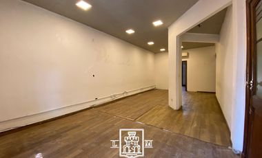 3 de Febrero  y 25 de Mayo - PH Oficina en Alquiler - NO APTO VIVIENDA