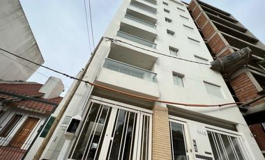 Departamento de 1 dormitorio con vestidor, en Alquiler en La Plata