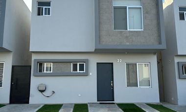 Casa en renta en Tossá, el modelo mas grande, 3 recs, 2.5 baños