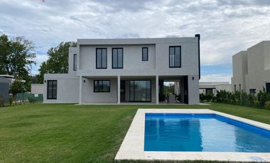 Alquiler casa La Calesa Pilará, 4 habitaciones, sin muebles