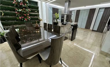 CASA DE LUJO EN CONJUNTO EN VENTA EN VILLA CAMPESTRE
