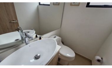 Vendemos hermosa casa campestre en Chía !!