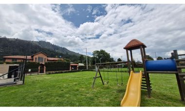 Vendemos hermosa casa campestre en Chía !!