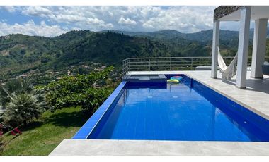 Casa en conjunto, en arriendo, zona San Bernardo del Viento, Manizales