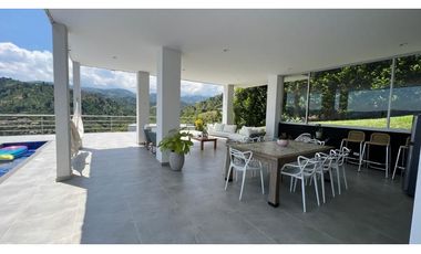 Casa en conjunto, en arriendo, zona San Bernardo del Viento, Manizales