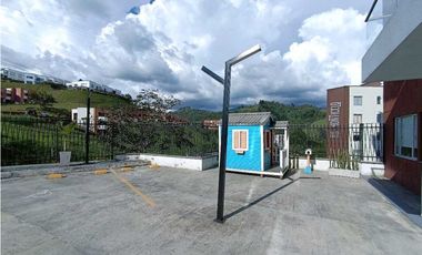 Arrienda Apartamento 3 alcobas El Trébol Manizales