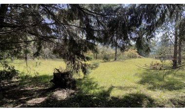 Lote en unidad cerrada en el Retiro [CM]