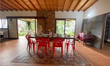 Venta Finca en Girardota, 8.595 mts, 1 solo  nivel, El Totumo,