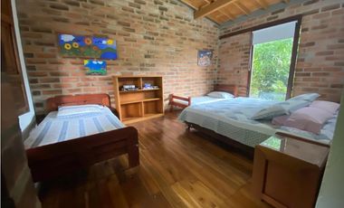 Venta Finca en Girardota, 8.595 mts, 1 solo  nivel, El Totumo,