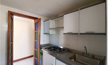 Arrienda Apartamento 4 alcobas Avenida Paralela Versalles Manizales