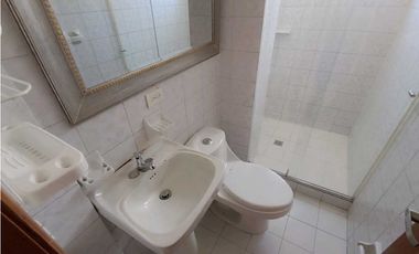 Arrienda Apartamento 4 alcobas Avenida Paralela Versalles Manizales