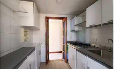 Arrienda Apartamento 4 alcobas Avenida Paralela Versalles Manizales