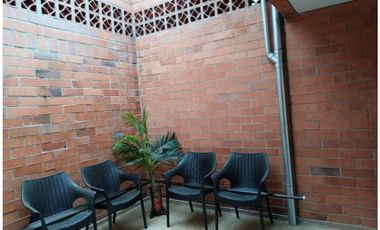 Casa para la venta en Suramérica cerca al Mall Principal parte Baja