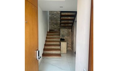 INCREIBLE OPORTUNIDAD DE VIVIR EN CASA EN ALTOS DEL POBLADO MEDELLIN