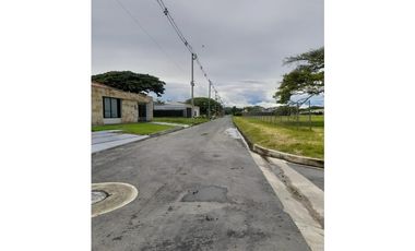 VENTA DE LOTE EN ROZO