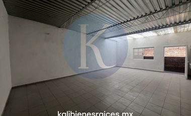 Casa con Uso de Suelo Comercial y Bodega de 39m2 en Santa Cecilia