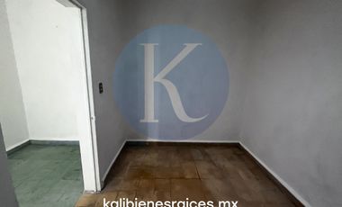 Casa con Uso de Suelo Comercial y Bodega de 39m2 en Santa Cecilia