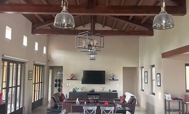 RENTA DE CASA AMUEBLADA EN VIÑEDO SAN LUCAS. SAN MIGUEL DE ALLENDE.