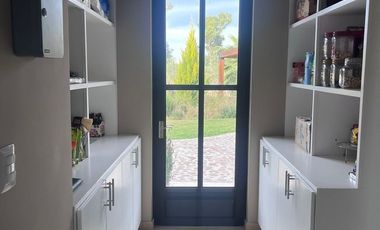 RENTA DE CASA AMUEBLADA EN VIÑEDO SAN LUCAS. SAN MIGUEL DE ALLENDE.