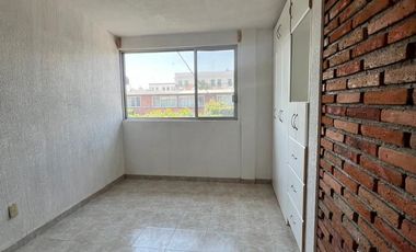 Casa en renta en condominio Vitrales Camino a los Olvera