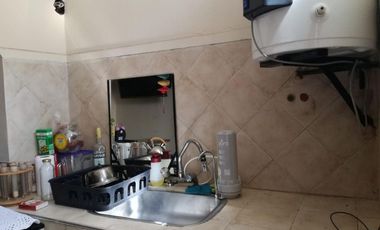 Monoambiente  al frente, sin expensas y con patio