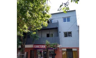 Monoambiente  al frente, sin expensas y con patio