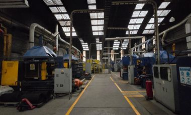 Nave Industrial en venta en Santa Cruz Atzcapotzaltongo Centro