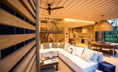Lujosa Villa de 4 recs. con Golf y Playa, en Corasol